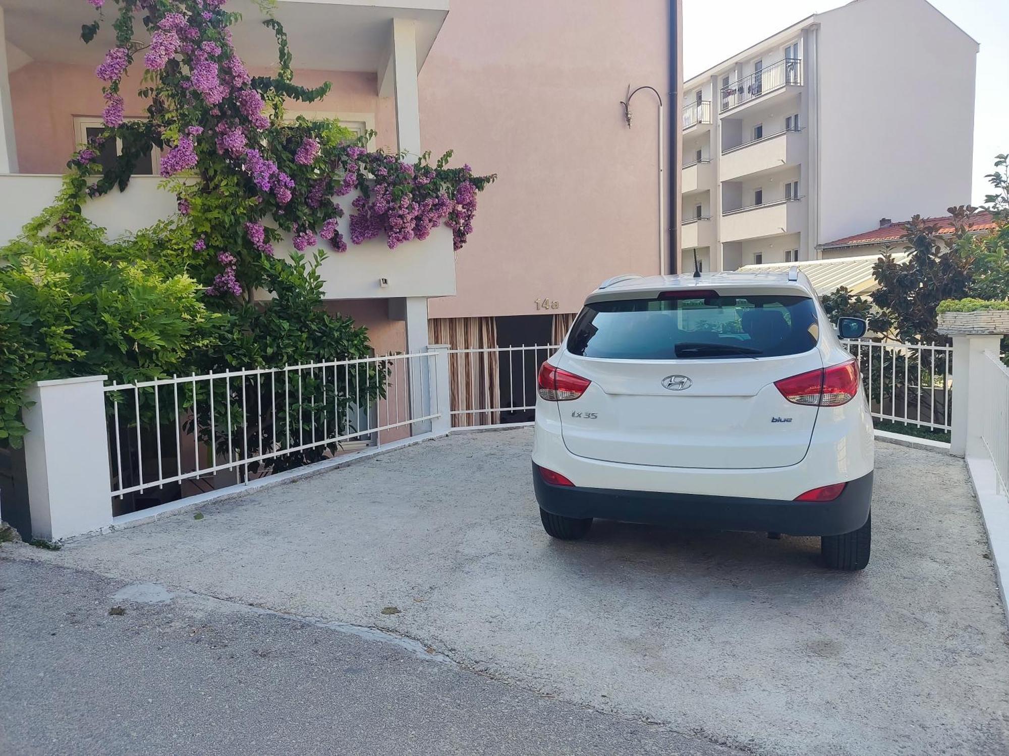 Apartments Vodanovic Подгора Екстер'єр фото