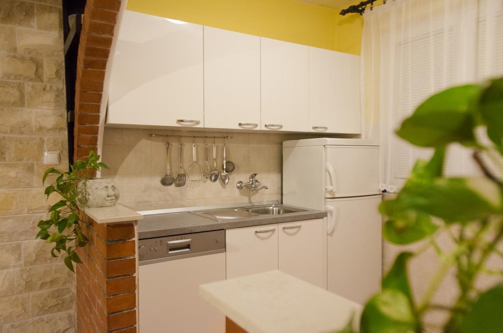 Apartments Vodanovic Подгора Екстер'єр фото