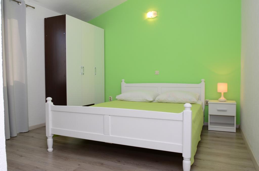 Apartments Vodanovic Подгора Екстер'єр фото