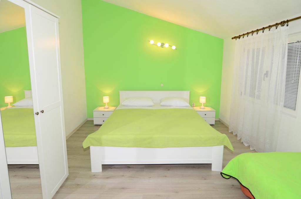 Apartments Vodanovic Подгора Екстер'єр фото